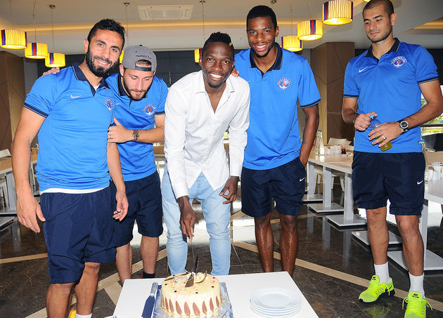 Omeruo’ya doğum günü kutlaması