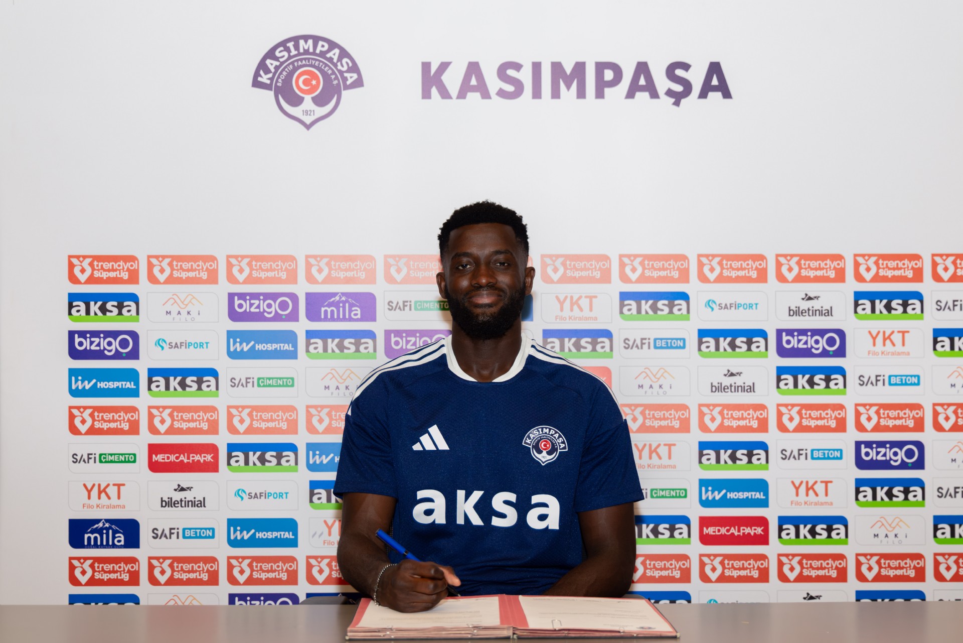 Kevin Mouanga Kasımpaşamızda